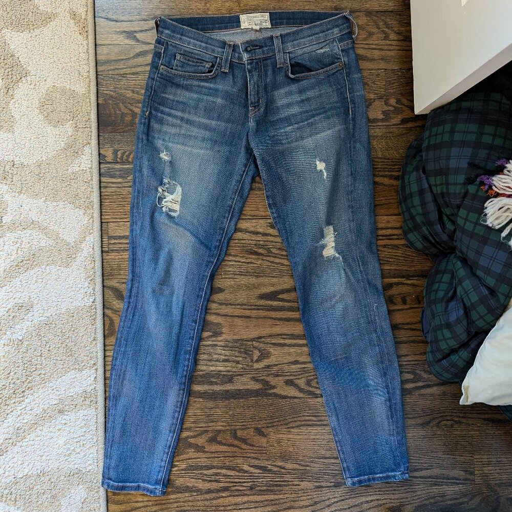 Current/Elliott – The Stiletto Cropped Distressed Skinny Jeans